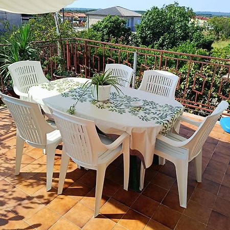 Apartments Villa Laura Pula Zewnętrze zdjęcie